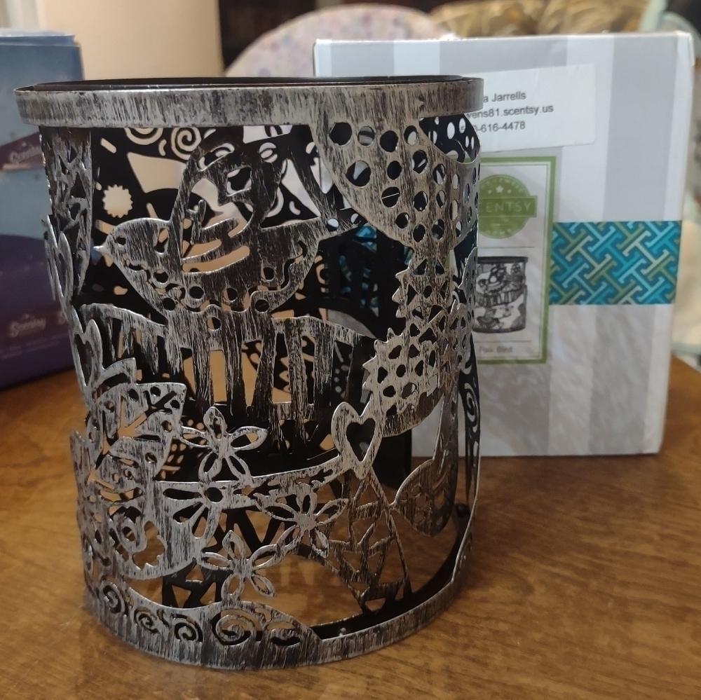Scentsy "Folk Bird" Warmer Wrap 3D -  New In Box -  Nature, Christmas gifts